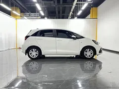 2021 Honda Fit 1.5L CVT, белый — фото 8