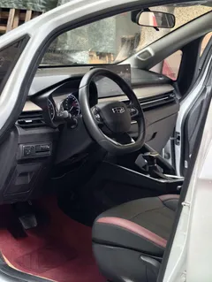 2021 Geely Vision X3 1.5L CVT Premium, белый — фото 10