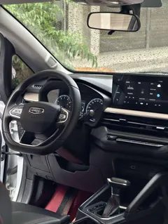2021 Geely Vision X3 1.5L CVT Premium, белый — фото 11