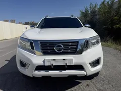 2023 Nissan Navara 2.5L AT 4WD Premium QR25, белый — фото 3