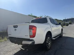 2023 Nissan Navara 2.5L AT 4WD Premium QR25, белый — фото 7