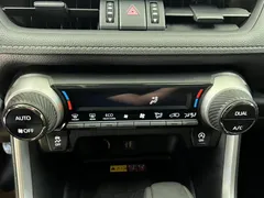 2023 Toyota RAV4 2.0L CVT 4WD Adventure, белый — фото 17