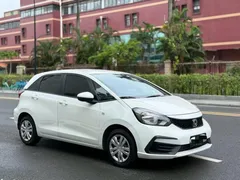 2021 Honda Fit 1.5L CVT, белый — фото 3