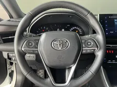 2022 Toyota Avalon 2.0L Luxury, белый — фото 10