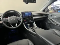 2022 Toyota Avalon 2.0L Luxury, белый — фото 16
