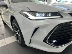 2022 Toyota Avalon 2.0L Luxury, белый — фото 21