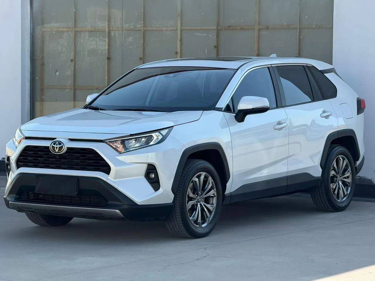 2023 Toyota RAV4 2.0L CVT 2WD Fashion