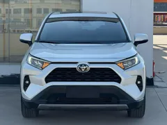 2023 Toyota RAV4 2.0L CVT 2WD Fashion, белый — фото 2