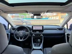 2023 Toyota RAV4 2.0L CVT 2WD Fashion, белый — фото 7