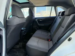 2023 Toyota RAV4 2.0L CVT 2WD Fashion, белый — фото 8