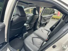2021 Toyota Camry 2.0G Luxury — фото 12