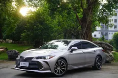 2021 Toyota Avalon 2.5L Luxury — фото 1