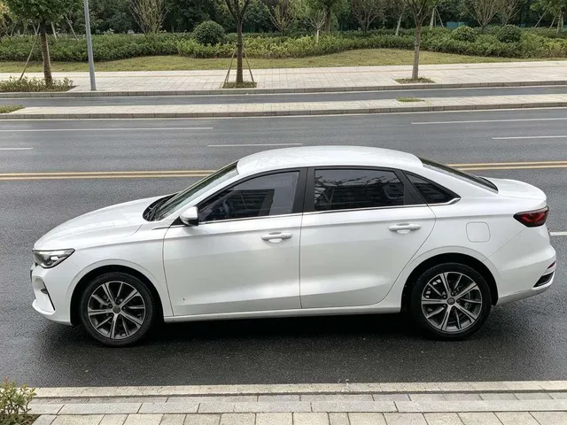 2022 Geely Emgrand 4th Gen 1.5L CVT Flagship