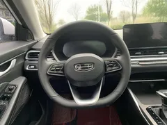 2022 Geely Emgrand 4th Gen 1.5L CVT Flagship, белый — фото 10