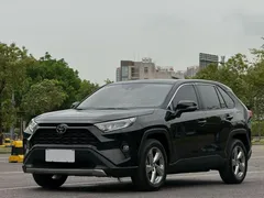 2022 Toyota RAV4 2.0L CVT 2WD Fashion Plus, чёрный — фото 1