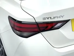 2022 Nissan Sylphy 1.6L XL CVT Enjoy, белый — фото 19