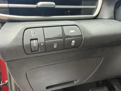 2022 Hyundai Elantra 1.5L CVT LUX Premium, красный — фото 20