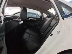 2022 Nissan Sylphy Classic 1.6L XE CVT, белый — фото 12