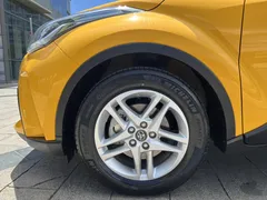 2022 Toyota C-HR 2.0L Comfort, жёлтый — фото 6
