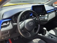 2022 Toyota C-HR 2.0L Comfort, жёлтый — фото 8