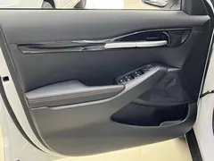 2023 Kia Seltos 1.5L IVT Luxury, белый — фото 15