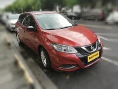 2021 Nissan Tiida 1.6L CVT, красный — фото 3