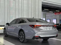 2022 Toyota Avalon 2.5L Luxury — фото 13