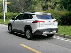2023 Toyota Corolla Cross 2.0L CVT Elite, белый — фото 5