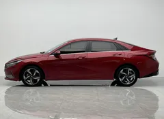 2021 Hyundai Elantra 1.5L CVT LUX Premium, красный — фото 4