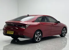 2021 Hyundai Elantra 1.5L CVT LUX Premium, красный — фото 7