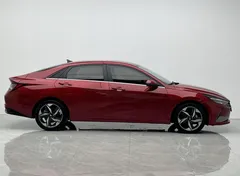 2021 Hyundai Elantra 1.5L CVT LUX Premium, красный — фото 8