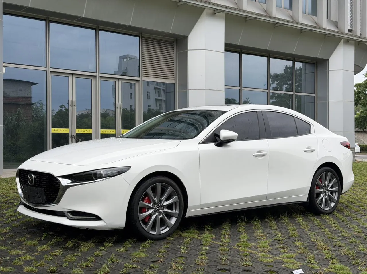 2022 Mazda Mazda3 2.0L AT