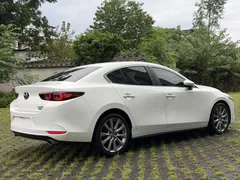 2022 Mazda Mazda3 2.0L AT, белый — фото 4