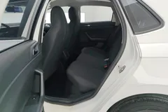 2023 Volkswagen Polo Plus 1.5L AT Panoramic, белый — фото 13