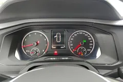 2023 Volkswagen Polo Plus 1.5L AT Panoramic, белый — фото 17