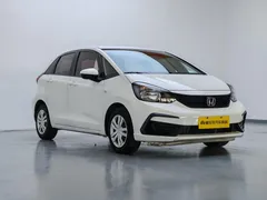 2021 Honda Fit 1.5L CVT, белый — фото 3