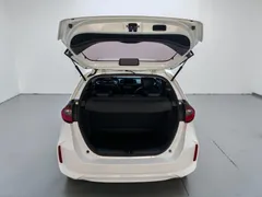 2021 Honda Fit 1.5L CVT, белый — фото 15