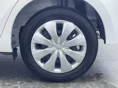 2022 Toyota Yaris L Zhixuan 1.5L CVT Leading Plus, белый — фото 16