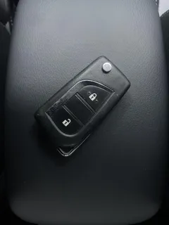 2022 Toyota Yaris L Zhixuan 1.5L CVT Leading Plus, белый — фото 17