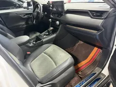 2022 Toyota RAV4 2.0L CVT 4WD Fashion, белый — фото 20