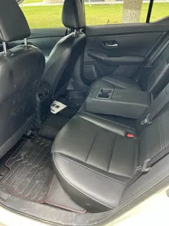 2022 Nissan Sylphy 1.6L XL CVT Enjoy, белый — фото 10