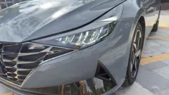 2021 Hyundai Elantra 1.5L CVT LUX Premium — фото 4