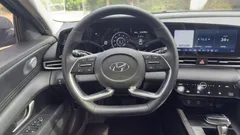 2021 Hyundai Elantra 1.5L CVT LUX Premium — фото 11