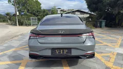2021 Hyundai Elantra 1.5L CVT LUX Premium — фото 23
