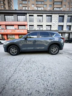 2021 Mazda CX-5 2.0L AT 2WD Premium — фото 8