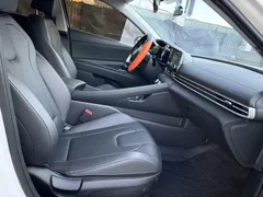 2023 Hyundai Elantra 1.5L CVT GLX Elite, белый — фото 7