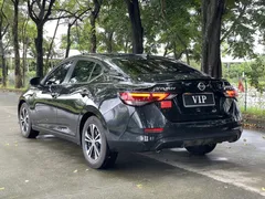 2022 Nissan Sylphy 1.6L XL CVT Enjoy, чёрный — фото 17