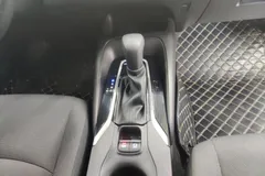 2021 Toyota Corolla 1.5L CVT Elite, белый — фото 15