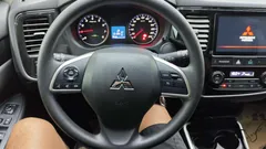 2021 Mitsubishi Outlander 2.0L 2WD 5-seat, белый — фото 9