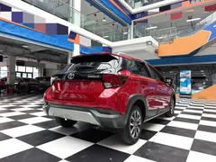 2022 Toyota Yaris L Zhixuan X 1.5L CVT Luxury Plus, красный — фото 13